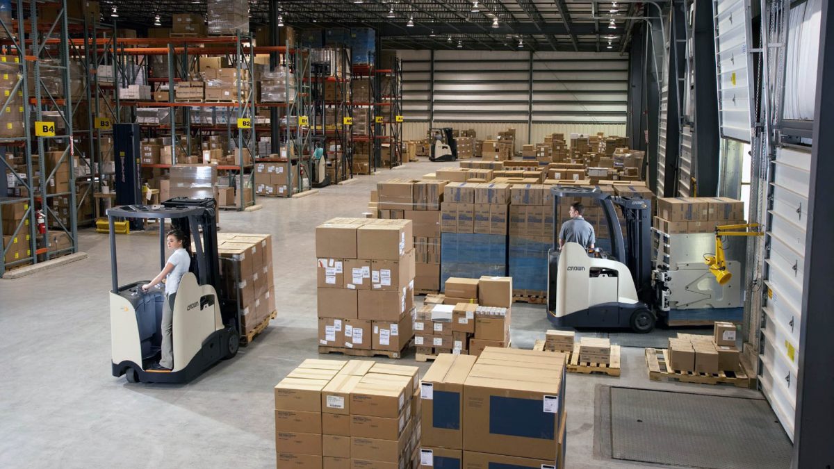 Cuáles son los mejores montacargas para los almacenes pequeños